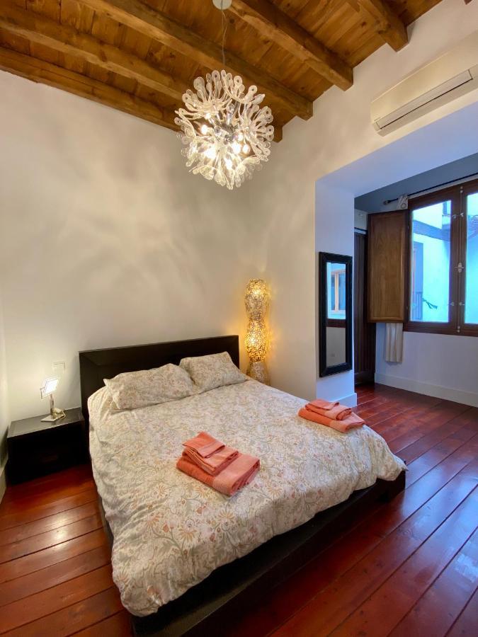 Duplex Catedral Con Parking Gratis *