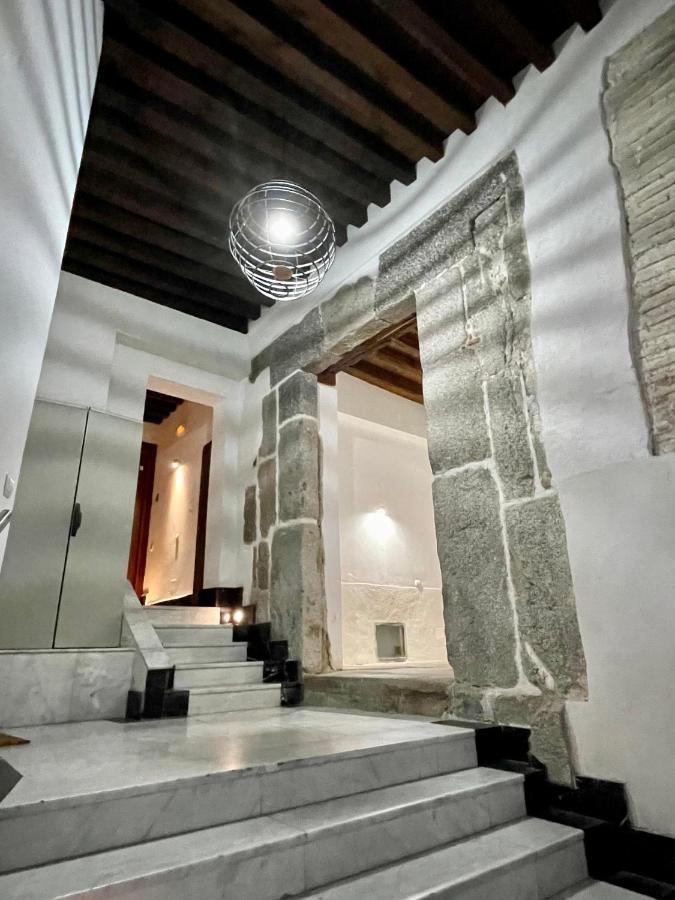 Duplex Catedral Con Parking Gratis